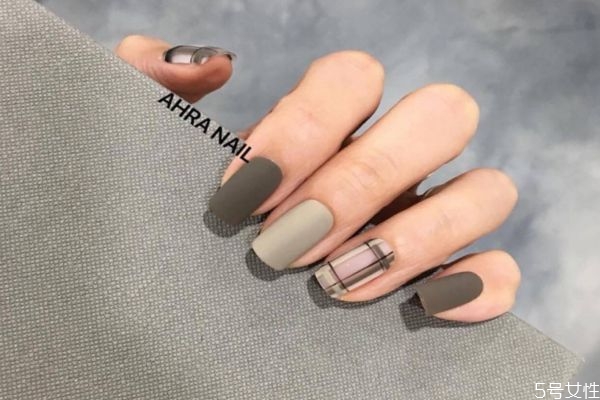 卸甲巾怎么卸美甲,卸甲巾能不能卸掉美甲