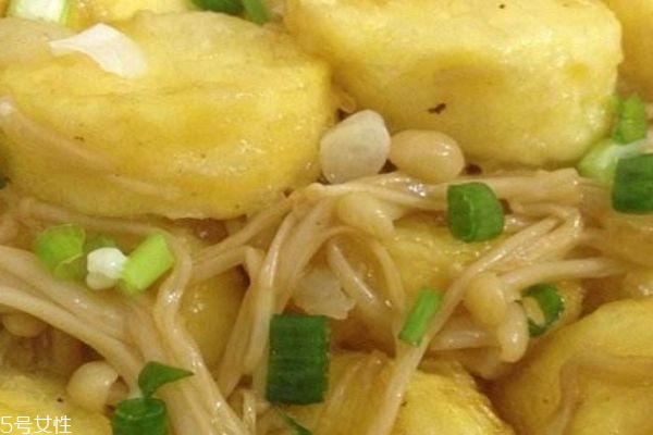 金针菇日本豆腐的家常做法,金针菇日本豆腐煲做法