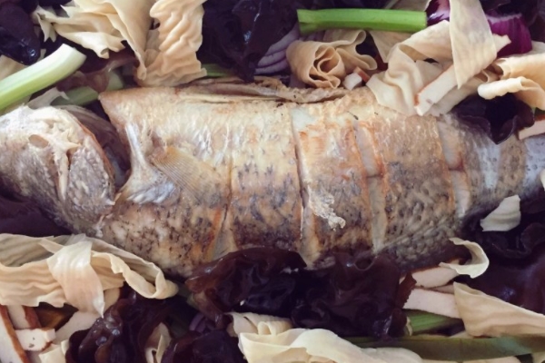 烤鱼拿什么鱼烤好,烤鱼要什么鱼