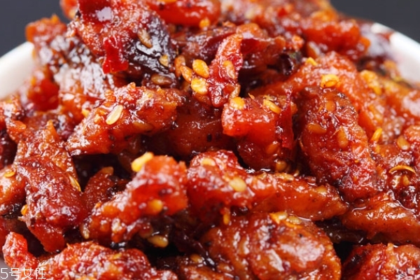 介绍辣子鸡,辣子鸡要什么鸡