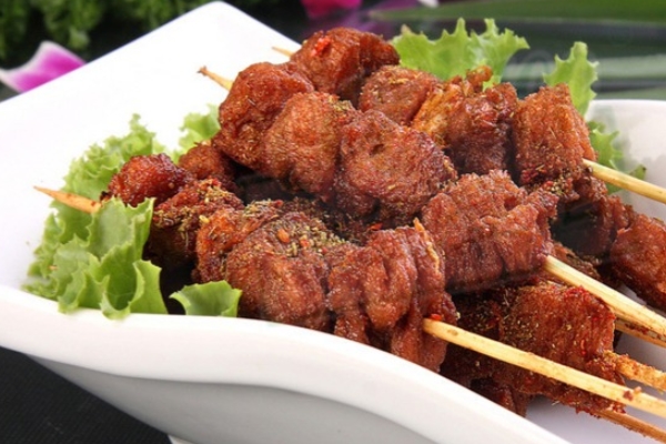 烤羊肉串的技巧,烤羊肉串怎么烤好吃 烤羊肉串的技巧,烤羊肉串怎么烤好吃