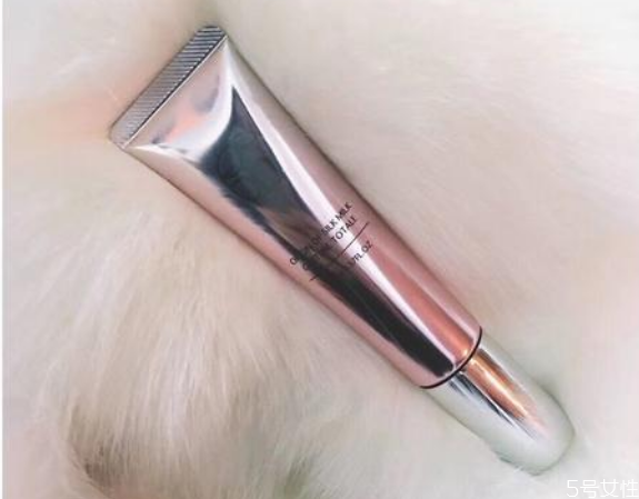 欧束妆前乳好用吗,欧束水乳的作用和功效