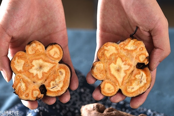 何首乌泡酒的做法,何首乌泡酒的方法 何首乌泡酒的做法,何首乌泡酒的方法