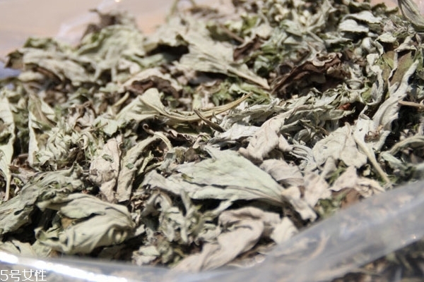 艾叶洗澡怎么煮水,艾叶洗澡怎么煮