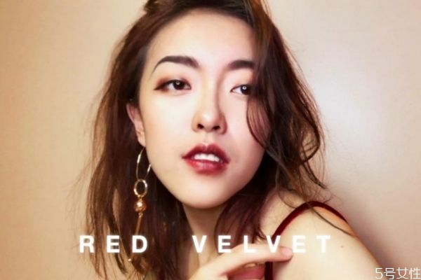 晒伤出现水泡怎么办(晒伤出现水泡怎么办)