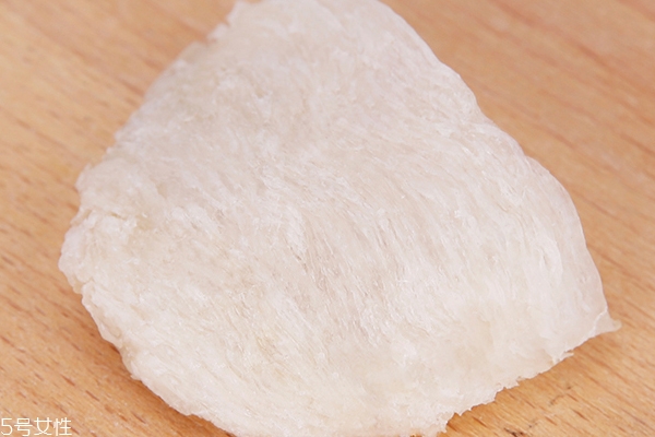 怎么分辨即食燕窝真假好坏,即食燕窝口感鉴别真假方法