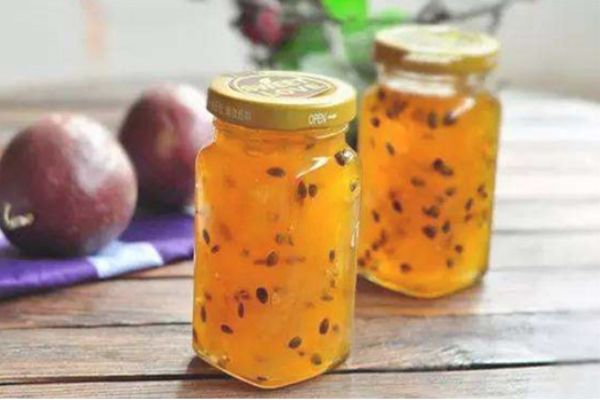 百香果蜂蜜柠檬水的做法,百香果蜂蜜柠檬水的做法窍门