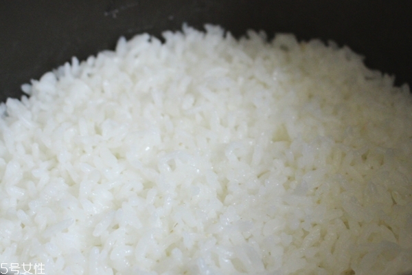 东北大米鉴别方法,东北大米怎样区分真假