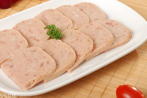 午餐肉的食用方法,什么是午餐肉 午餐肉的食用方法,什么是午餐肉