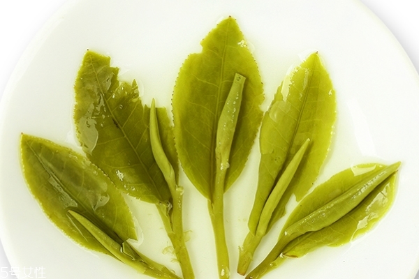 西湖龙井介绍100字,西湖龙井茶叶介绍 西湖龙井介绍100字,西湖龙井茶叶介绍