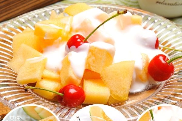 哪些人不宜吃哈密瓜,哪些人不能吃哈密瓜 哪些人不宜吃哈密瓜,哪些人不能吃哈密瓜