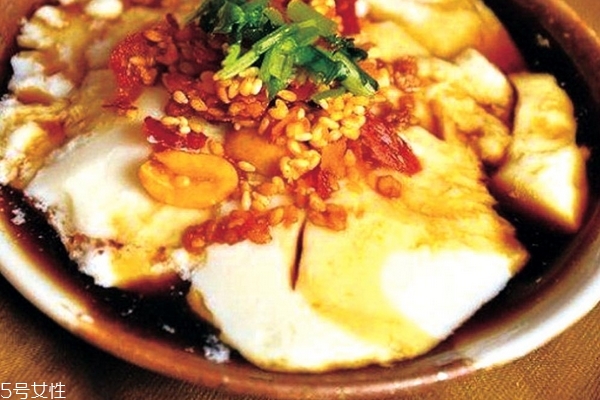 做豆腐脑怎么做,做豆腐脑的方法和技巧