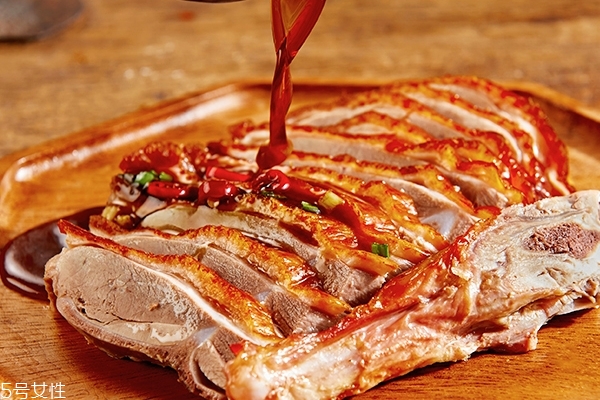 北京烤鸭介绍语简短,北京烤鸭介绍资料