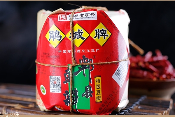 豆瓣酱的原料是什么豆,豆瓣酱的原料