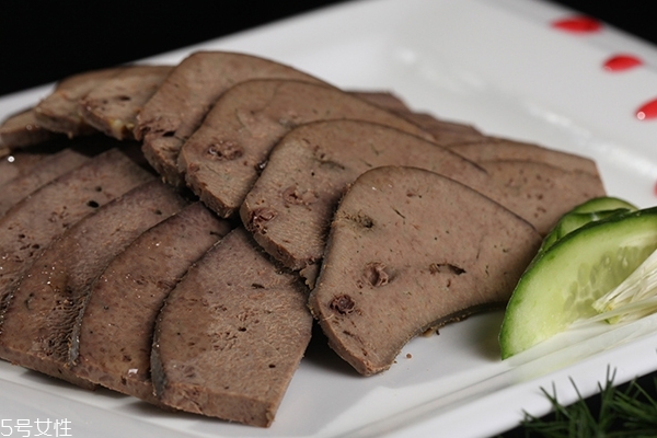 猪肝的功效和作用及营养价值,猪肝的功效和作用