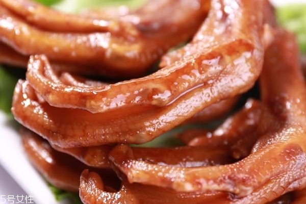 鸭掌怎么做好吃又简单,鸭掌怎样做好吃 鸭掌怎么做好吃又简单,鸭掌怎样做好吃