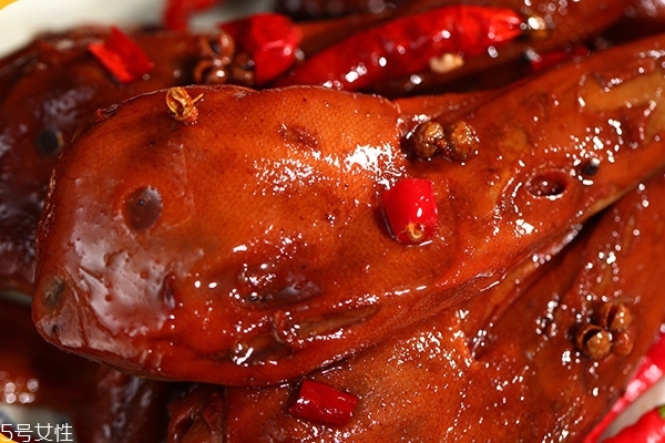 鸭头的功效,鸭头营养及药用