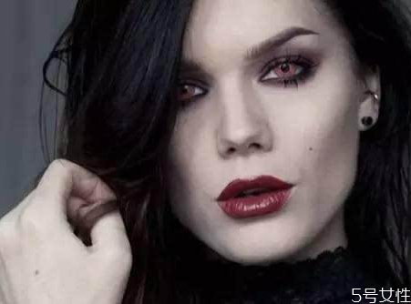 万圣节简单好看妆容,万圣节简单好看妆容教程步骤