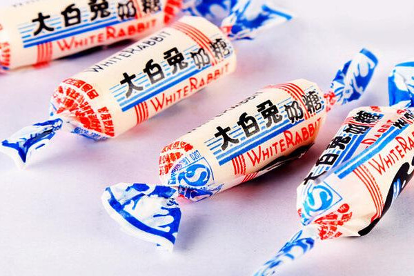 正宗大白兔奶糖是硬的还是软的,大白兔奶糖有几种口味 正宗大白兔奶糖是硬的还是软的,大白兔奶糖有几种口味