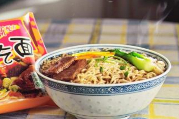 如何选购方便面,购买方便面