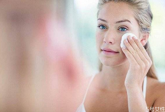 午睡要摘掉隐形眼镜吗,睡午觉摘隐形眼镜吗