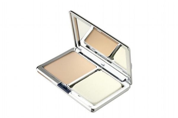 透明粉饼可以补妆吗,粉饼能补妆吗