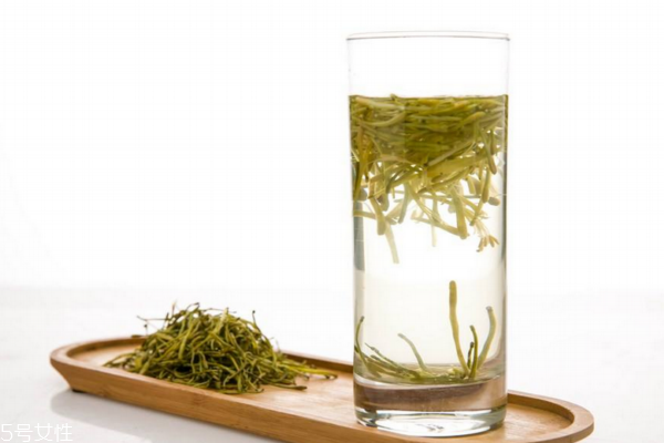 常喝金银花有什么好处,经常喝金银花有什么好处和坏处?