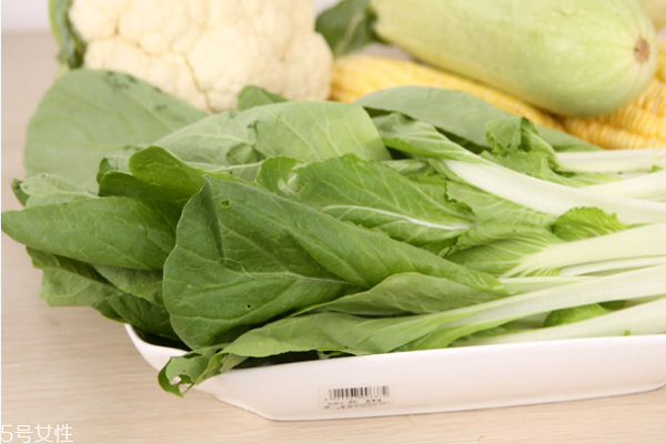 吃小白菜的注意事项,小白菜的禁忌 吃小白菜的注意事项,小白菜的禁忌