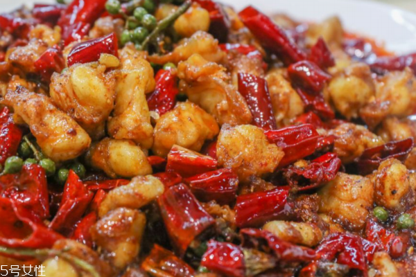 兔肉的作用,兔肉的功效和作用及食用方法 兔肉的作用,兔肉的功效和作用及食用方法