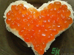 鱼子酱的食用功效(鱼子酱的功效和作用吃法)