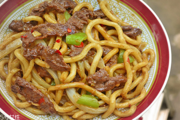 啥是乌冬面,乌冬面是什么东西