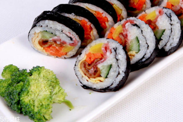 紫菜包饭介绍,紫菜包饭材料