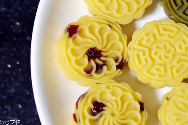 绿豆糕的营养价值有哪些,绿豆糕的营养价值和功效