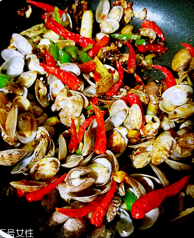 花甲内脏怎么清理,花甲内脏怎么清理视频