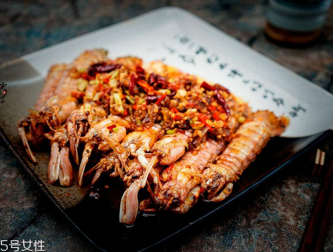 皮皮虾的营养价值及功效和作用,皮皮虾的营养价值及功效和禁忌 皮皮虾的营养价值及功效和作用,皮皮虾的营养价值及功效和禁忌