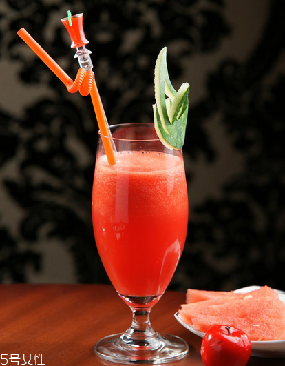 西瓜苹果汁的做法,西瓜苹果汁的做法窍门