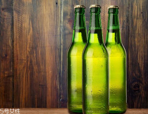 啤酒的原料有哪些,精酿啤酒怎么制作