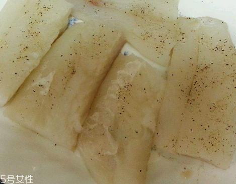 鳕鱼的烹饪方法,鳕鱼做法大全窍门 鳕鱼的烹饪方法,鳕鱼做法大全窍门