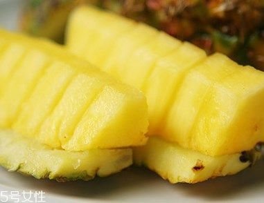 凤梨的吃法有哪些,凤梨怎么吃法