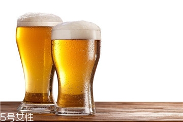 啤酒洗头的好处和坏处专家过期的一年,啤酒洗头的好处和坏处 啤酒洗头的好处和坏处专家过期的一年,啤酒洗头的好处和坏处