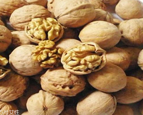 核桃油怎么保存不变质,如何榨核桃油