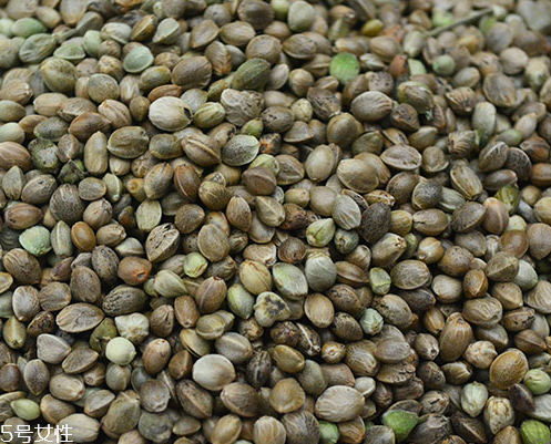 火麻油用什么做的,麻油制作过程