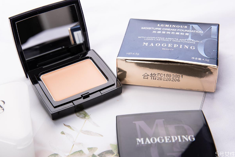 毛戈平粉膏可以代替粉底液吗,用了毛戈平粉膏后还需要用粉底液吗