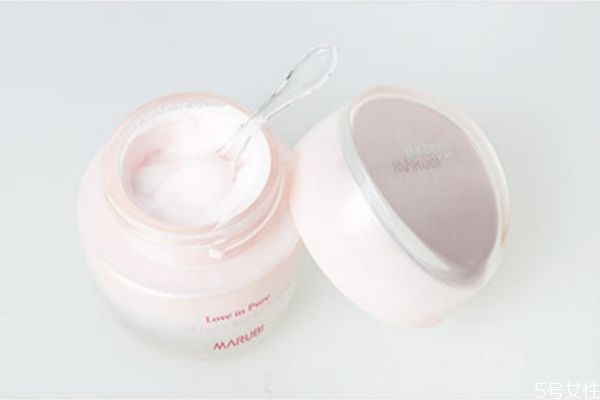 曼秀雷敦小金帽要卸妆吗(曼秀雷敦小金帽要卸妆吗)