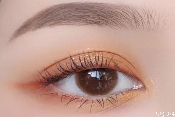 用白醋洗脸需要注意什么呢(白醋洗脸的正确方法 要注意什么)