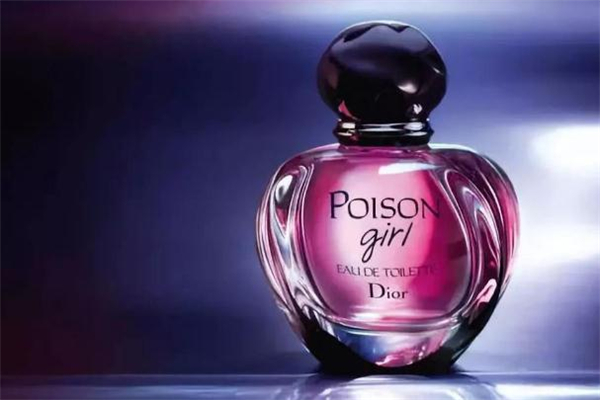 卸除防晒霜的方法(防晒霜怎么卸掉)