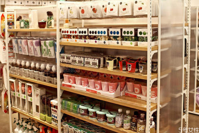 名创优品化妆品好用吗?,名创优品的化妆品怎么样好用吗 名创优品化妆品好用吗?,名创优品的化妆品怎么样好用吗