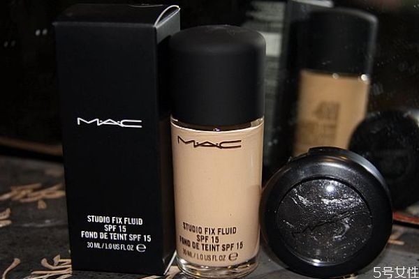 粒子霜有什么功效(蔻琦粒子霜有什么功效)