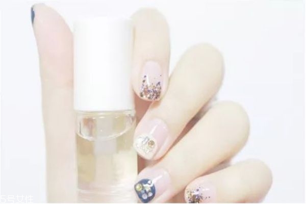 迪奥变色唇膏色号推荐,迪奥变色唇膏最火色号 迪奥变色唇膏色号推荐,迪奥变色唇膏最火色号