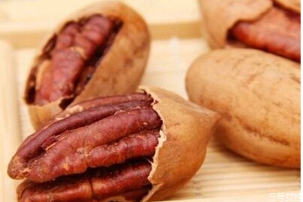 每天吃多少碧根果合适呢(一天吃多少碧根果合适)